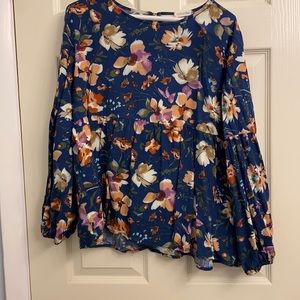 Beautiful print maternity top